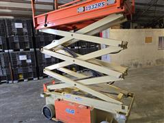 items/e30f2a8ab55bef11a4e60022488ec0a9/2014jlg1932rs_3ae02eab2bcf4d97b737f790b950bb7a.jpg