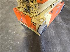 items/e30f2a8ab55bef11a4e60022488ec0a9/2014jlg1932rs_56e5b630be33485cbde320b87697d3be.jpg