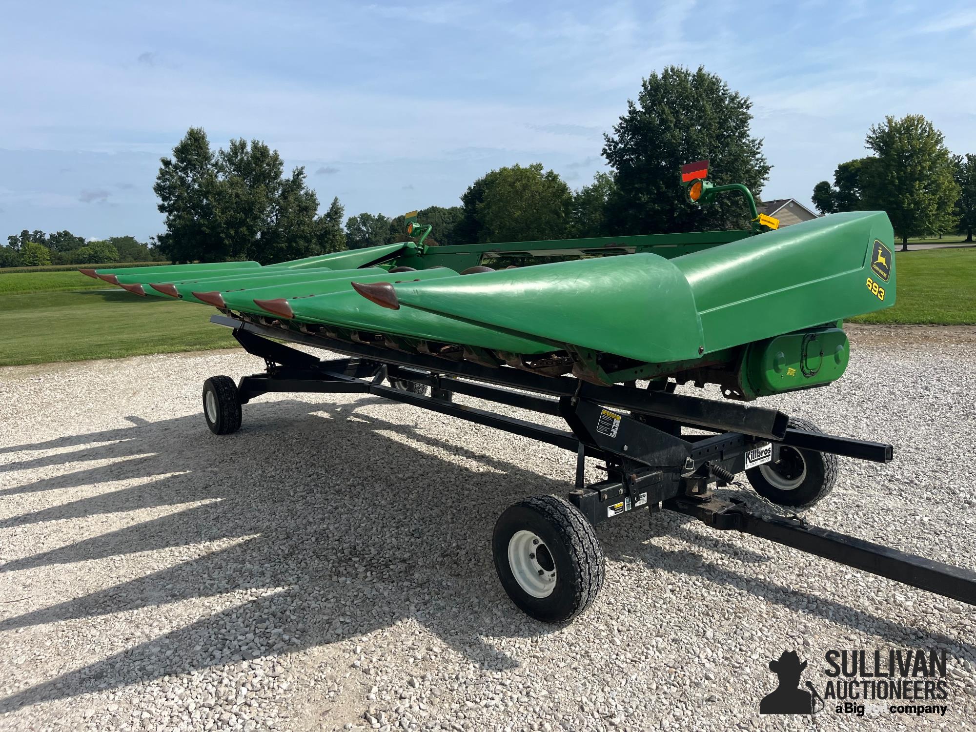 items/e33e59d95474ef11a4e6000d3a62e002/2001johndeere6936r30cornheadwheadertrailer_25ddd4b340da4222bd6eb2c1779f3224.jpg