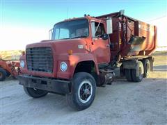 1980 Ford LNT8000 T/A Feed Truck W/Roto-Mix 524 