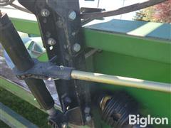 items/e38a5d144a0ef0119d476045bd49d9c9/john-deere-643-poly-corn-header-w-cart_6c6eb4c359fc455b91c921b23c479795.jpg