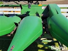 items/e38a5d144a0ef0119d476045bd49d9c9/john-deere-643-poly-corn-header-w-cart_dd60adaeec514ae38f9958fdca5d5986.jpg