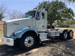 2011 Kenworth T800 T/A Truck Tractor 