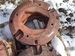 items/e3acdb7750ef4559adb357593af5c050/farmall-6818d-rear-axle-weights_fdccf6d7a3414923a011748322ec3f99.jpg