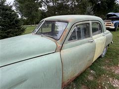 items/e3b2dd3fb955ef11a4e60022488ec0a9/1948kaisertravelersedan_2823b8bd8cce458f9fcd0cf1a8e0c834.jpg