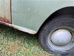 items/e3b2dd3fb955ef11a4e60022488ec0a9/1948kaisertravelersedan_841a73ee241b4c5eb10101c2b819e4f4.jpg
