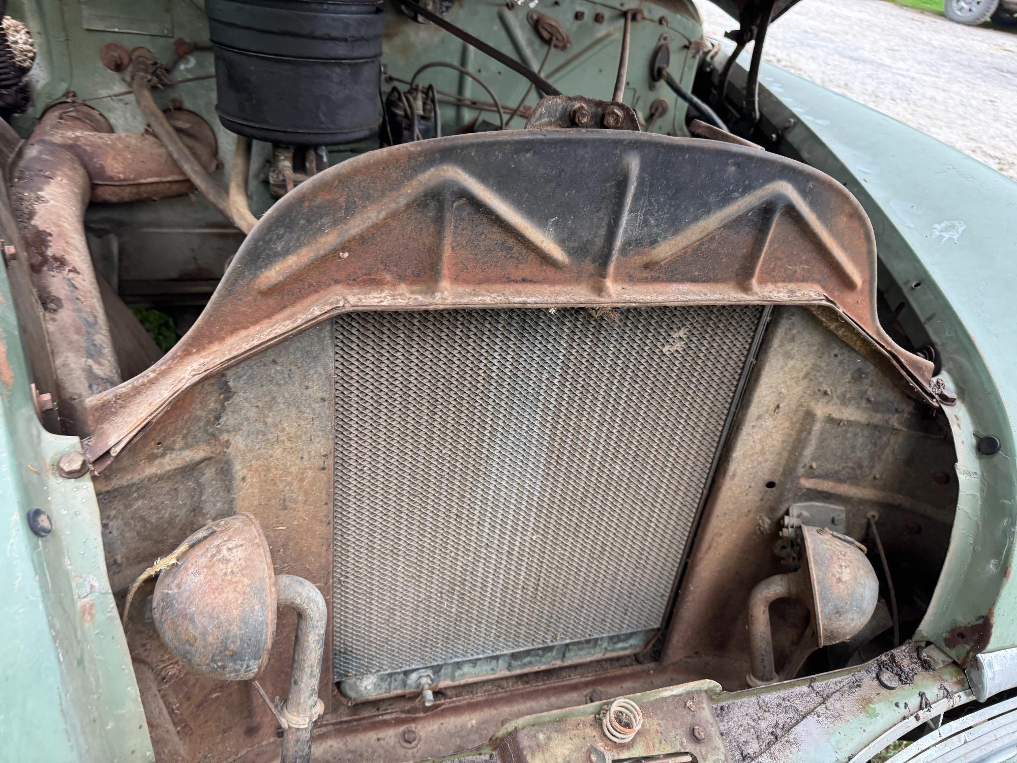 items/e3b2dd3fb955ef11a4e60022488ec0a9/1948kaisertravelersedan_92ca39500a79428fa0df4a1191b6ff2d.jpg