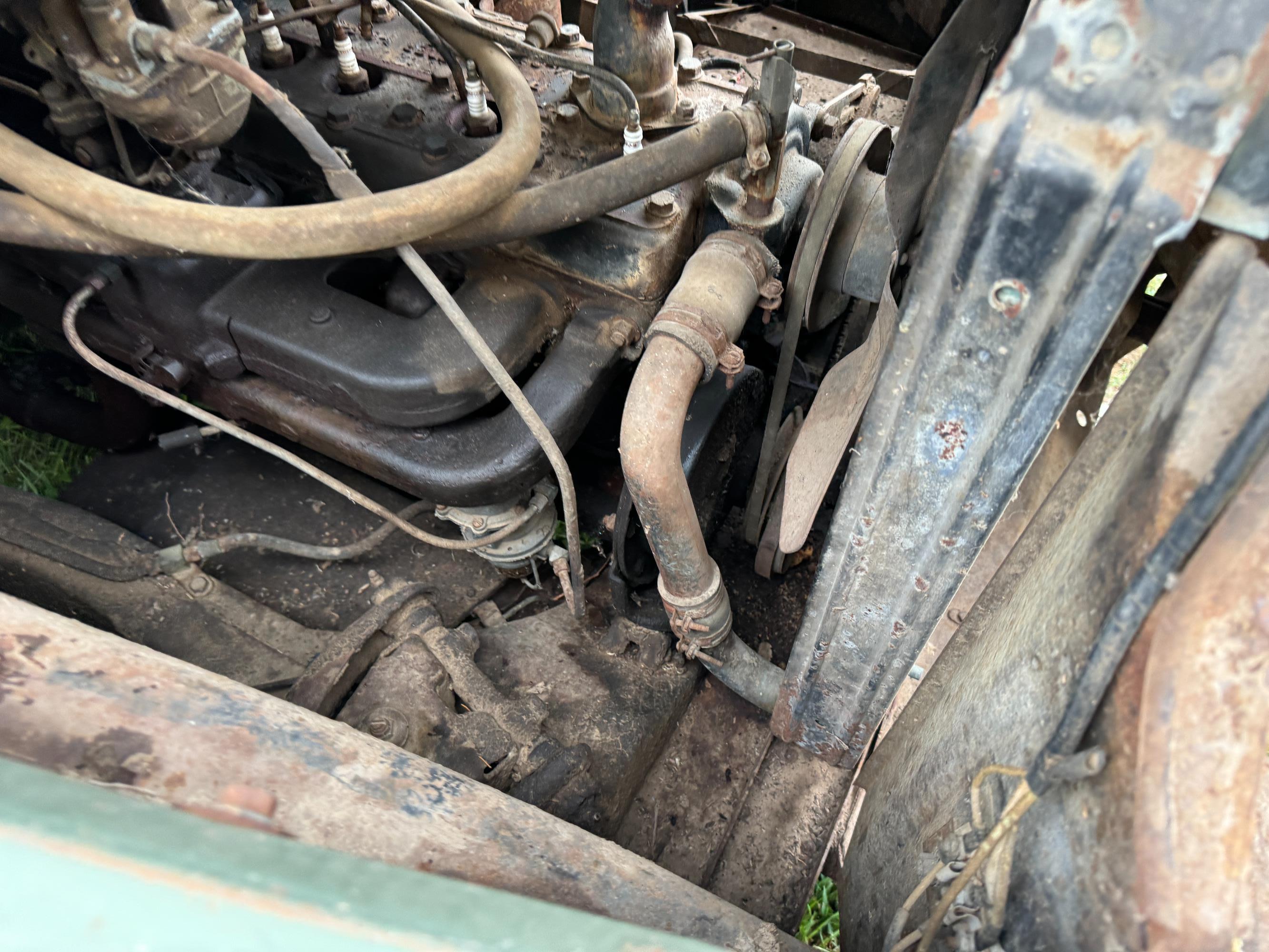items/e3b2dd3fb955ef11a4e60022488ec0a9/1948kaisertravelersedan_d0ae2e80e2dd4b15a71fdbe4d5787dfd.jpg