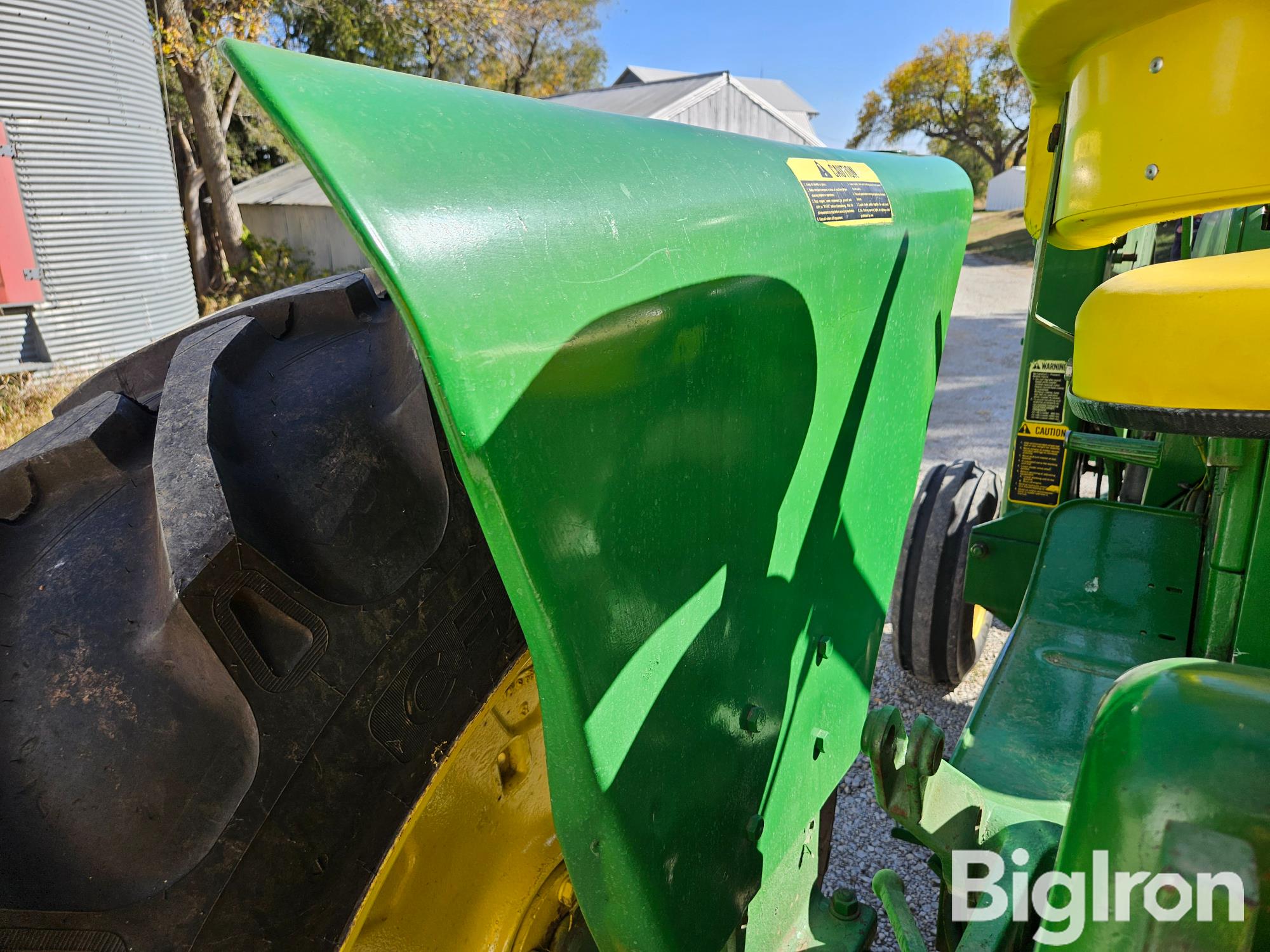 items/e3d4a3bd8c8aef119443000d3acfdee0/1961johndeere30102wdtractorw148loader_6f0779cd949943dfa6bc56ff77ccce27.jpg