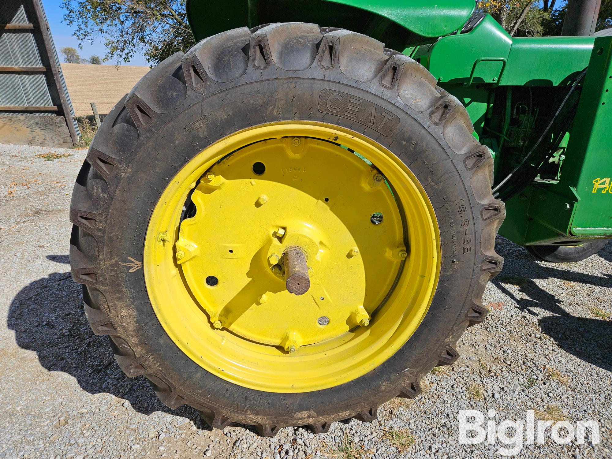 items/e3d4a3bd8c8aef119443000d3acfdee0/1961johndeere30102wdtractorw148loader_93e666e8096544f888ee2f64981c5bf3.jpg