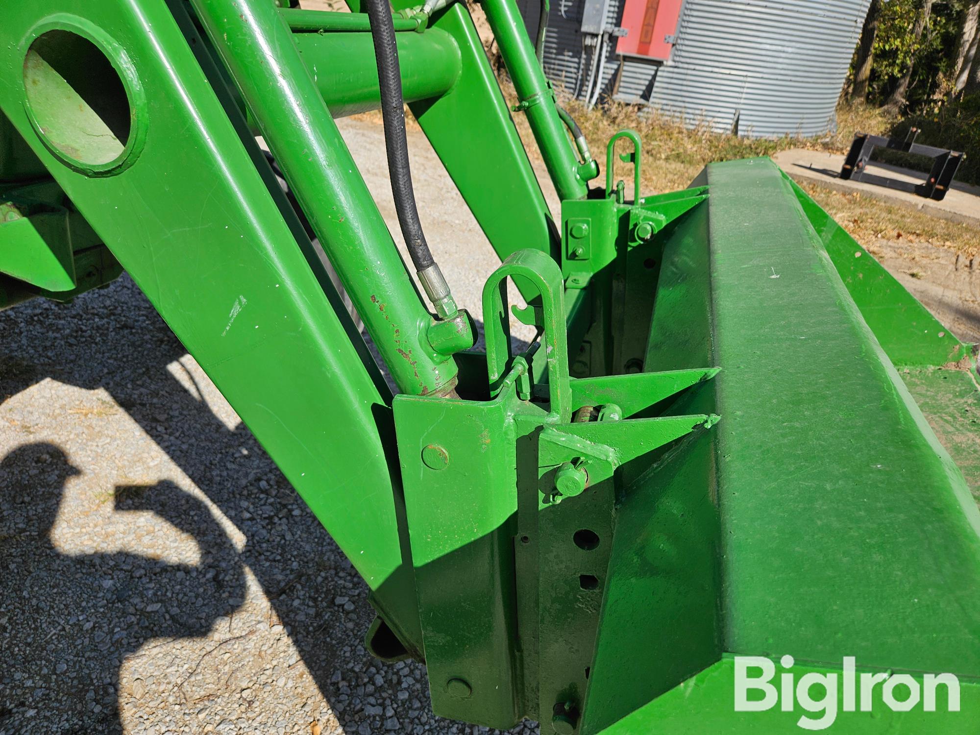 items/e3d4a3bd8c8aef119443000d3acfdee0/1961johndeere30102wdtractorw148loader_a07b143108e44b87aa33893ac3696750.jpg