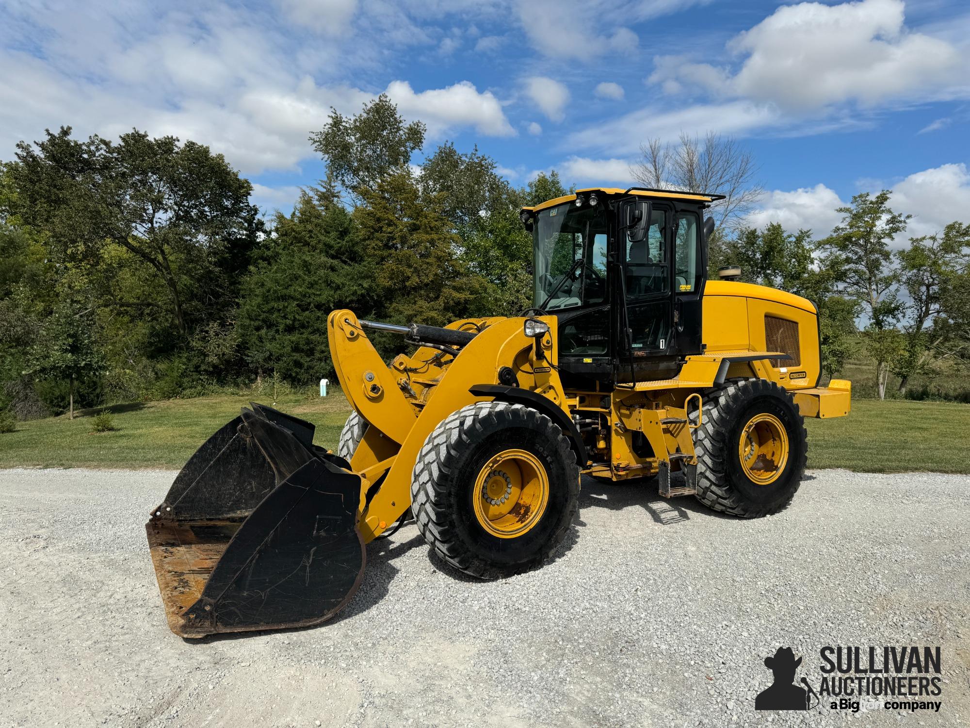 2015 Caterpillar 926M Wheel Loader 