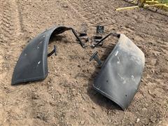 Front Fenders Off Of T8050 New Holland 