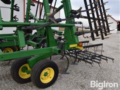 items/e40a09461cacef1195f6000d3a620d5e/johndeere2210fieldcultivator-19_821ea1d9baef44b7ba2b114b313b830b.jpg