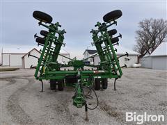 items/e40a09461cacef1195f6000d3a620d5e/johndeere2210fieldcultivator-19_d2da2ae651b54b8eaec98e106620cf35.jpg