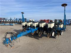 2014 Kinze 3000 6/11 Planter 