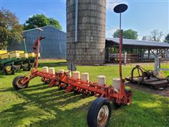 Allis-Chalmers 114 8 Row Planter 