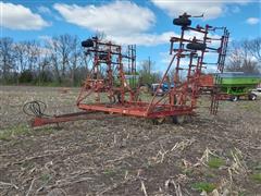 International 45 Vibra-Shank 38' Field Cultivator 