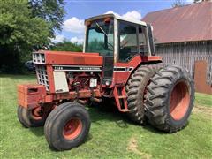 1976 International 1586 2WD Tractor 