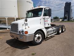 2001 Freightliner Century Class CST120 T/A Truck Tractor 