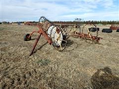 Farmhand F107-A Wheel Rake 