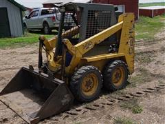 Gehl 3410 Skid Steer W/54" Bucket 