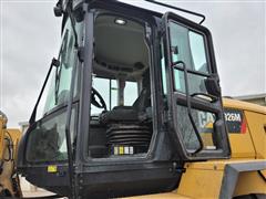 items/e4fbc58c6a68ed11a76e0003fff91796/2016caterpillar926mwheelloader_014b76e87e6a49e68b17f82a9c07acae.jpg