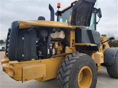 items/e4fbc58c6a68ed11a76e0003fff91796/2016caterpillar926mwheelloader_f2d72abc24684d61a4d5e22ddfa3d758.jpg