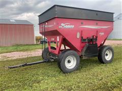 Demco 365 Gravity Wagon 