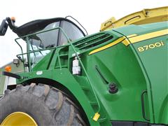 items/e58a1f2ebb24ee11a81c000d3a61103f/2017johndeere8700self-propelledforageharvester_41fd0e48a82f43d9b5ffdcfc527bea1b.jpg