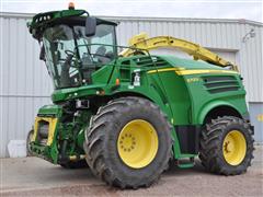 items/e58a1f2ebb24ee11a81c000d3a61103f/2017johndeere8700self-propelledforageharvester_c214d078692e4ad58febfb8c992e1be9.jpg