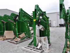 2022 John Deere 540M Self-leveling Loader 