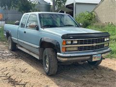 1989 Chevrolet 2500 Extended Cab 4x4 Pickup 