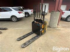 Yale MPB045VGN Pallet Jack 