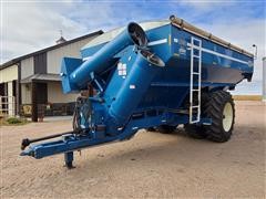 Kinze Harvest Commander 1050 Row Crop Grain Cart 
