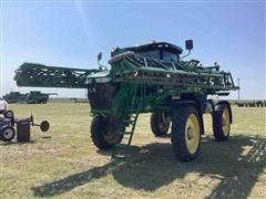 2015 John Deere R4038 Self-Propelled Sprayer 