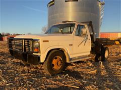 1986 Ford F350 Flatbed Dually Pickup 