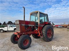 International 1086 2WD Tractor 