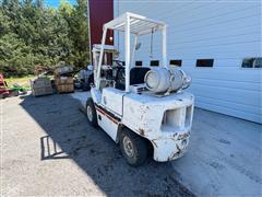 items/e6f8f5f5763dee11a81c0022488cca71/clarkg500y606000lbforklift_94fc98ccf059468195132d07365e2d1a.jpg