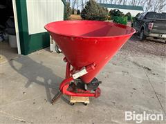 items/e701a859ecf3ef11a4dd7c1e52419f68/behlen-3-point-fertilizer-seed-spreader_9d23e4cd0532414c9e39371522a22ba6.jpg