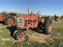 1957 International 450 2WD Tractor 