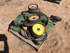 John Deere 7200 Planter Fertilizer Units 