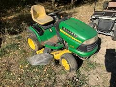 John Deere LA140 Riding Lawn Mower 