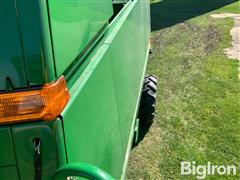 items/e77df35e490ef0119d476045bd488df1/1992-john-deere-9500-combine_205b75b5869e46049f816a344fa6a8f4.jpg