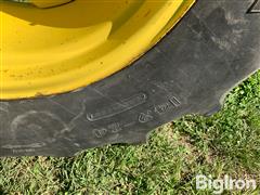 items/e77df35e490ef0119d476045bd488df1/1992-john-deere-9500-combine_73221224e345463885f9a43cdaeaeff1.jpg