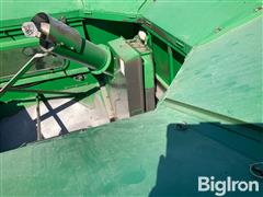 items/e77df35e490ef0119d476045bd488df1/1992-john-deere-9500-combine_a986387bfeff4c9ba8223e7232f92c7a.jpg
