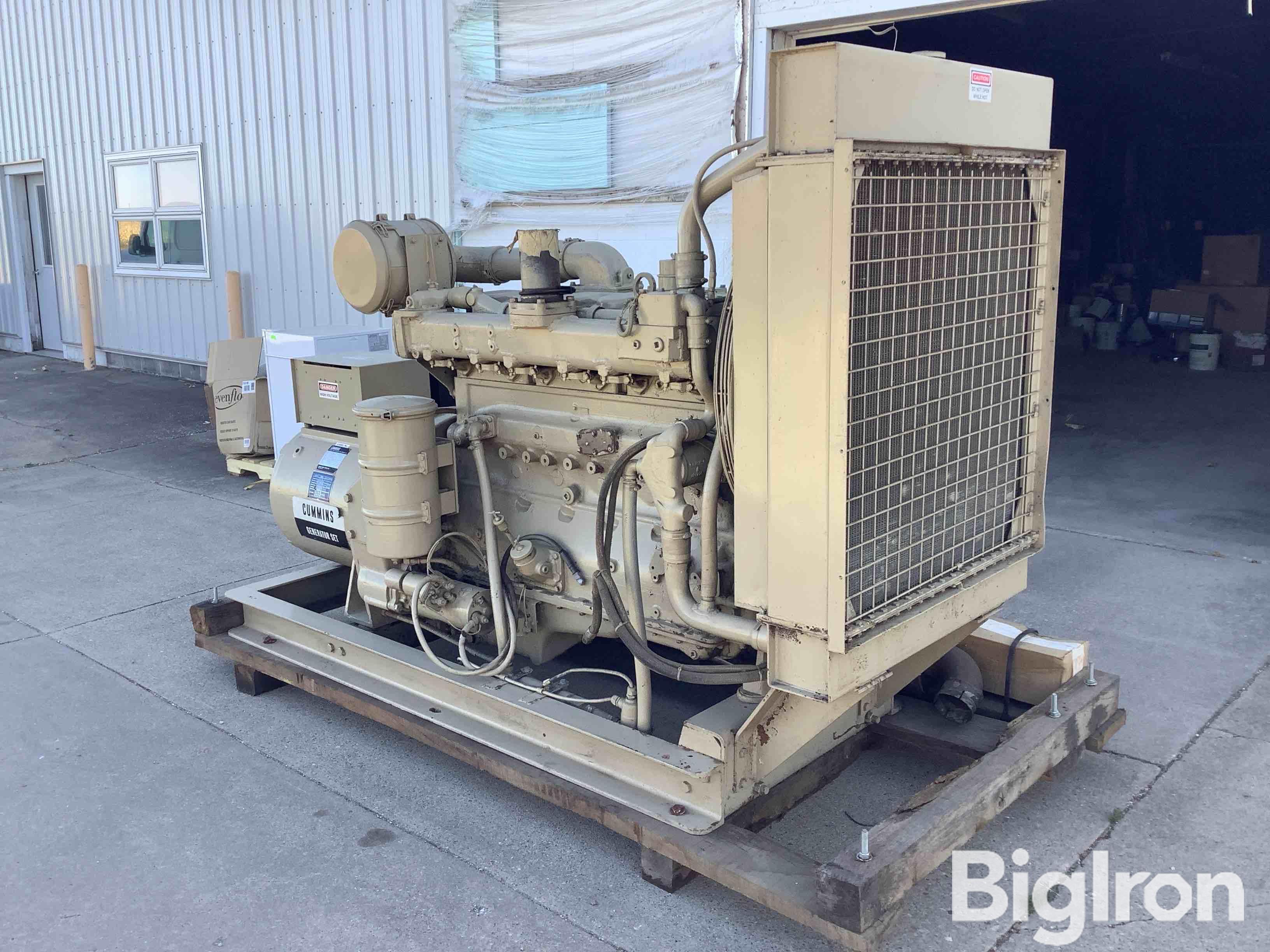 Cummins 400FOC44DA 3-Phase Diesel Generator 