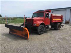 1999 International 4900 S/A Dump Truck 