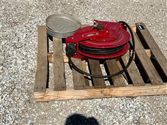 items/e7e121289b5bee11a81c00224890f82c/lincolncommercialretractingairhosereel_45e3e920fbf5418884a88897cbad965c.jpg