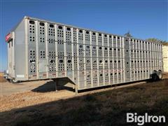 1996 Merritt CD-35 T/A Livestock Trailer 